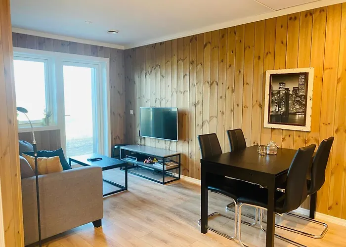 ! Spring Time! Beautiful Apartment At Skagahogdi With Panoramic View 公寓 *